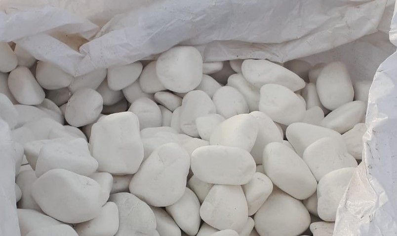 Piatra Thasos Alba Rotunjita cu dim. 0-1cm/1-3cm/3-6cm/6-10cm.