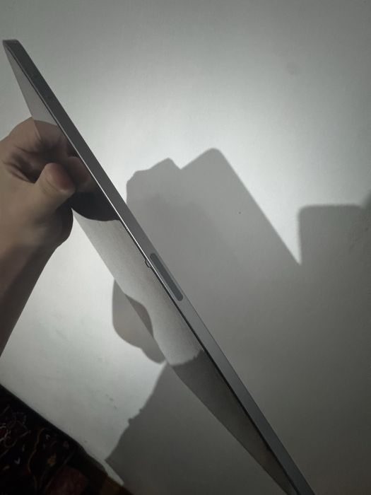Продам iPad Air (13) M3 (2025)