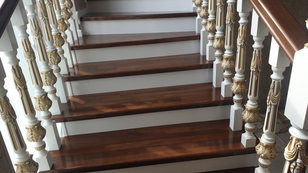 Zina lesnisa yogochdan