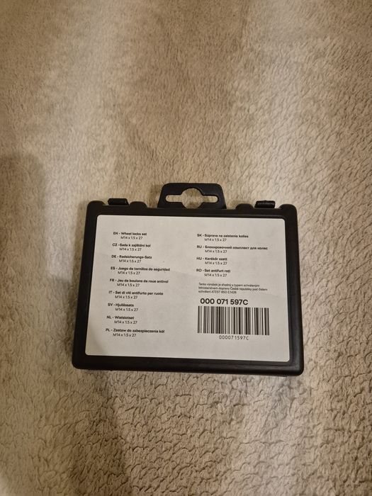 Секретни болтове Шкода