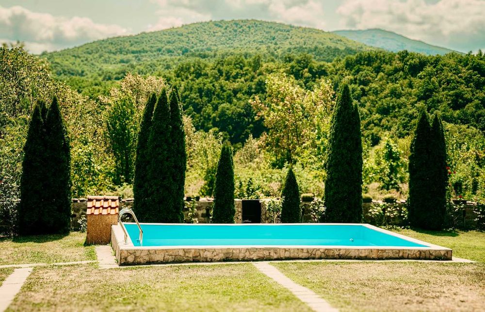 Къща за гости и вила с басейн Маркашница - гр. Белоградчик