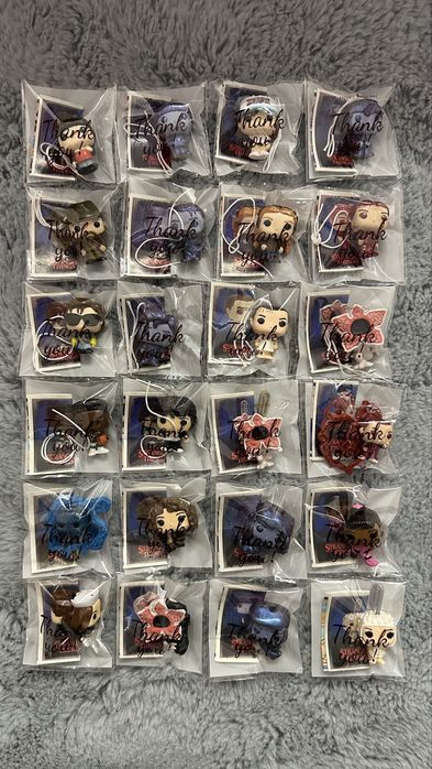 Kinder Joy •  Funko • Stranger Things  (seria completa!)