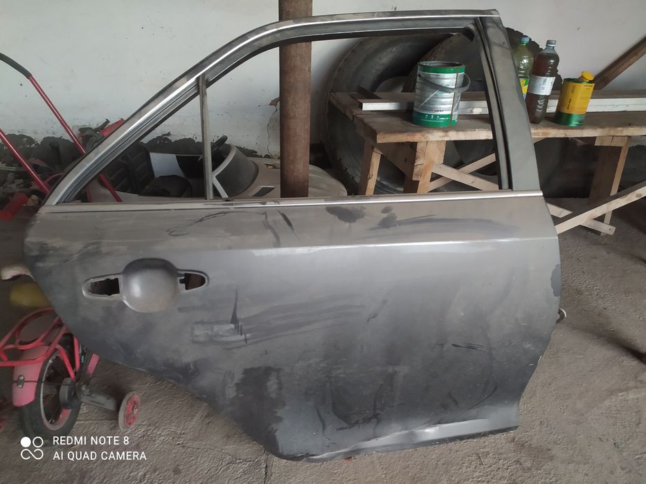 Дверь от камри 50