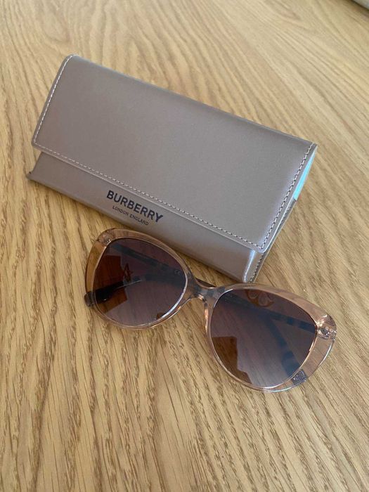 Оригинални слънчеви очила Burberry