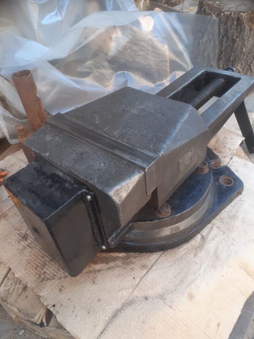 Тисы станочные б/у