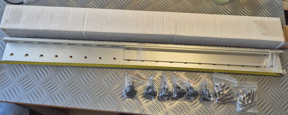 Алуминиеви шини профили крепежи