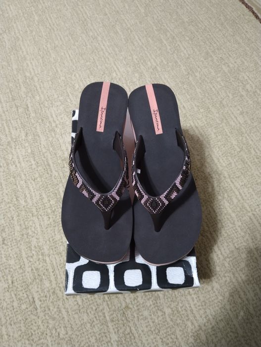 Продам сабо 37 38 размер