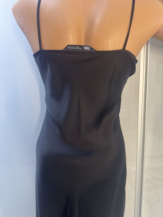 Сатенена рокля “Zara”