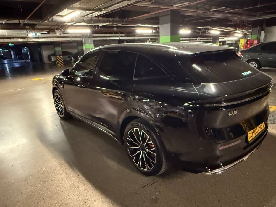 Черный Zeekr 7x Full