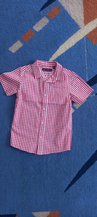 Продам детскую рубашку