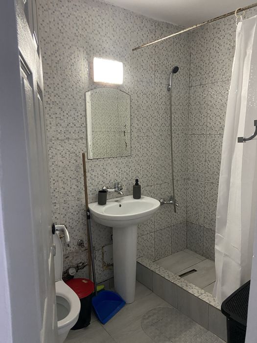 Închiriez garsonieră Targu-Jiu zona centrala direct propietar