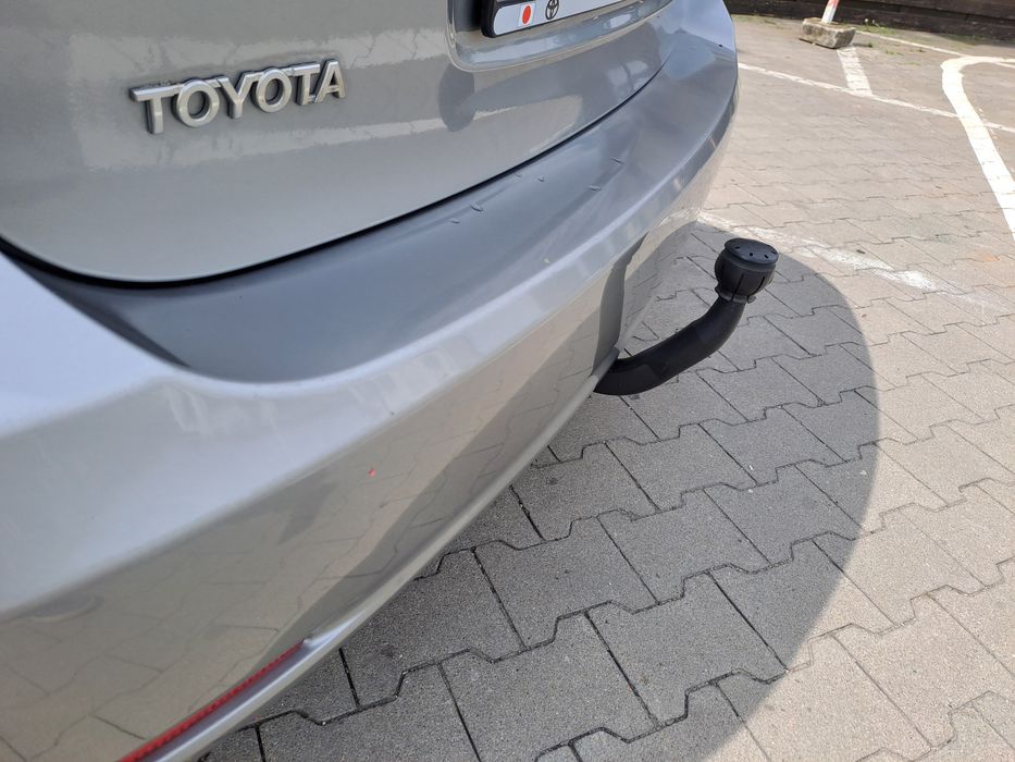 TOYOTA Avensis 2011 — imagine 3