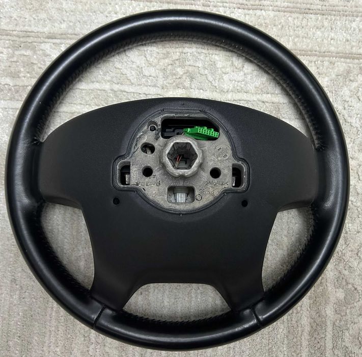 Volan VOLVO  Piele v60 XC60 XC70 S80 V70 V40 S60 ETC