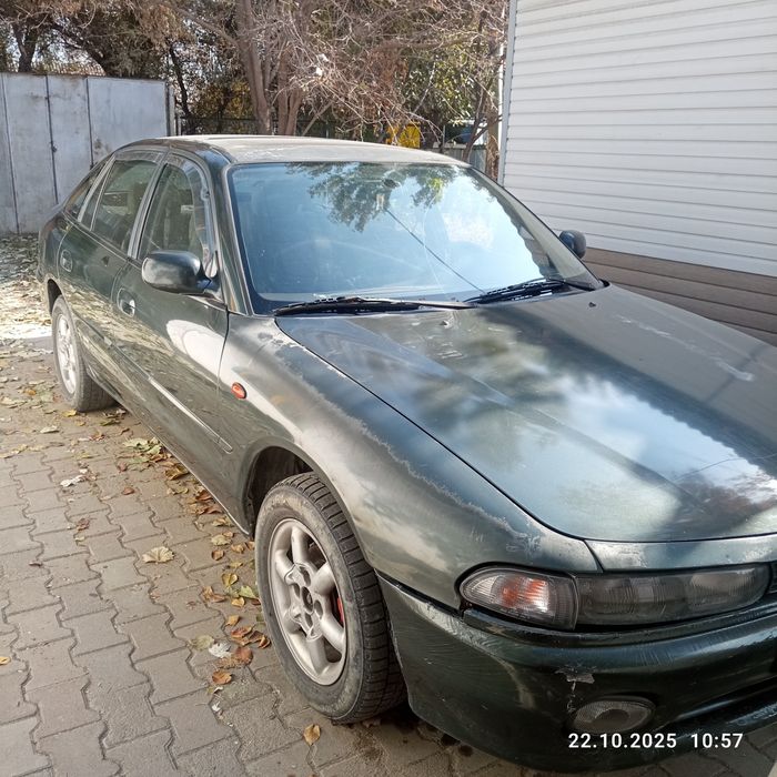 Митсубиси Галант 7 поколения.