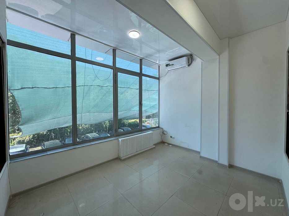 Офисы 20, 48, 52 и 62 м² | БЦ у метро Бадамзар | Своя парковка
