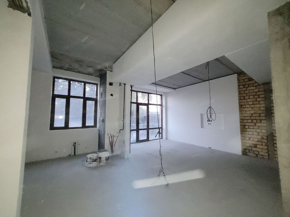 Darkhan Продается 4 комнатная квартира ул.Асака, кафе Полянка