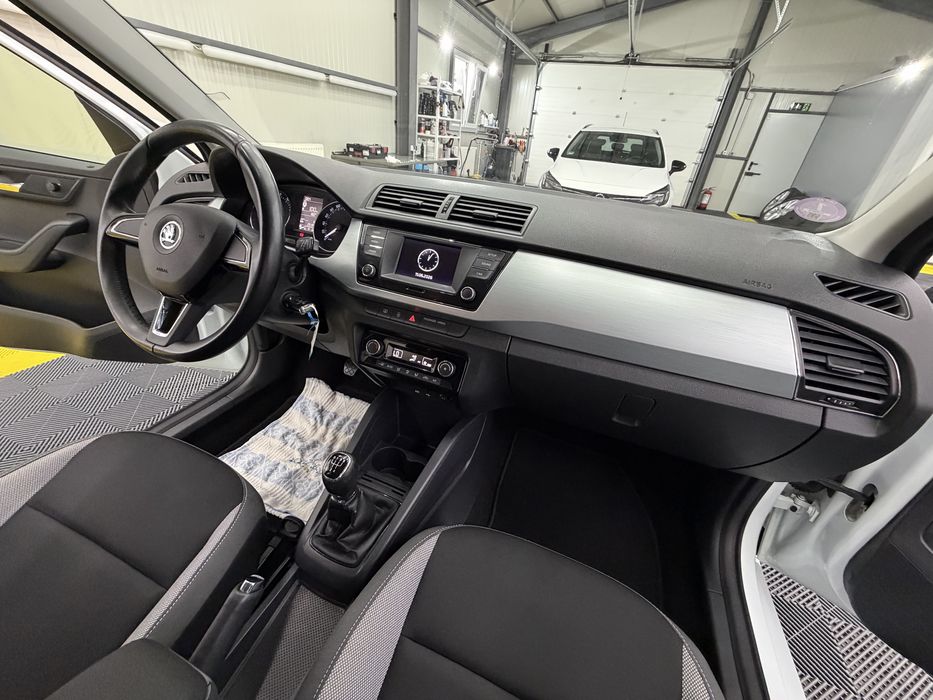 SKODA Fabia 2016 — imagine 5