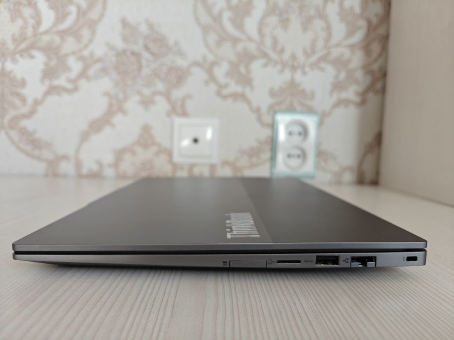 Продам мощный ультрабук ThinkBook 14+ 2025