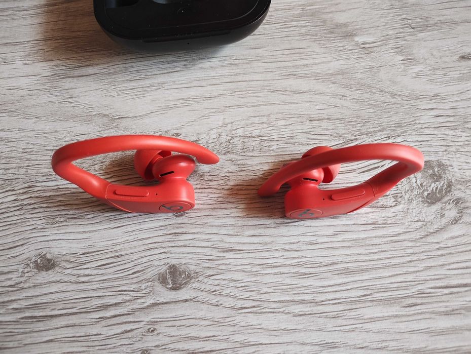 Beats PowerBeats Pro безжични слушалки
