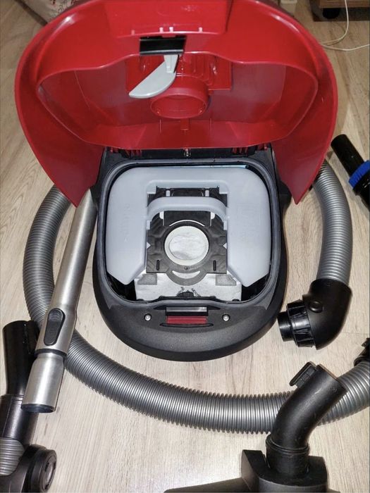 Aspirator de gradina nou fara vicii.