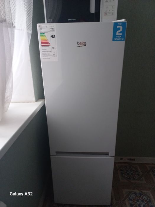 Продам холодильник