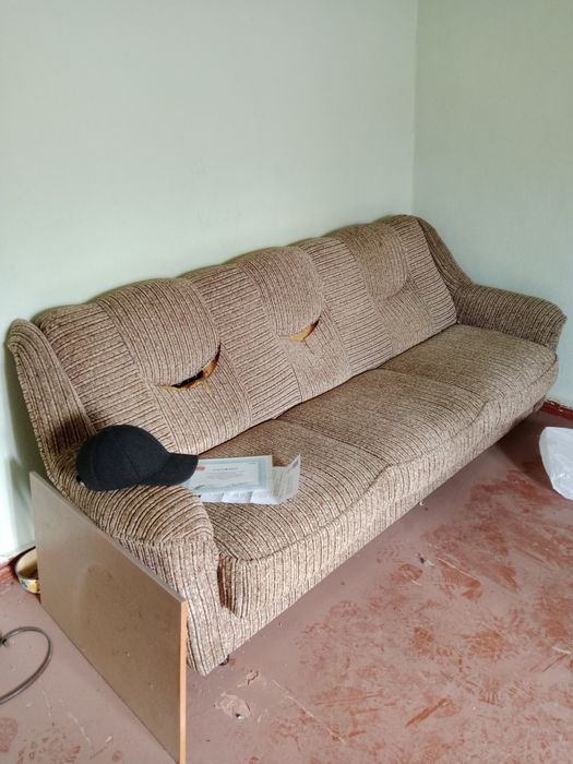 Отдам рамы,двери бесплатно