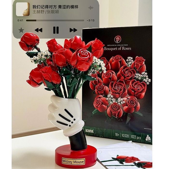 Лего Букет красных роз – 822 деталей