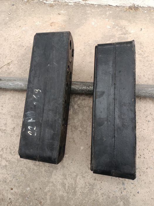Продам резиновый отбойник