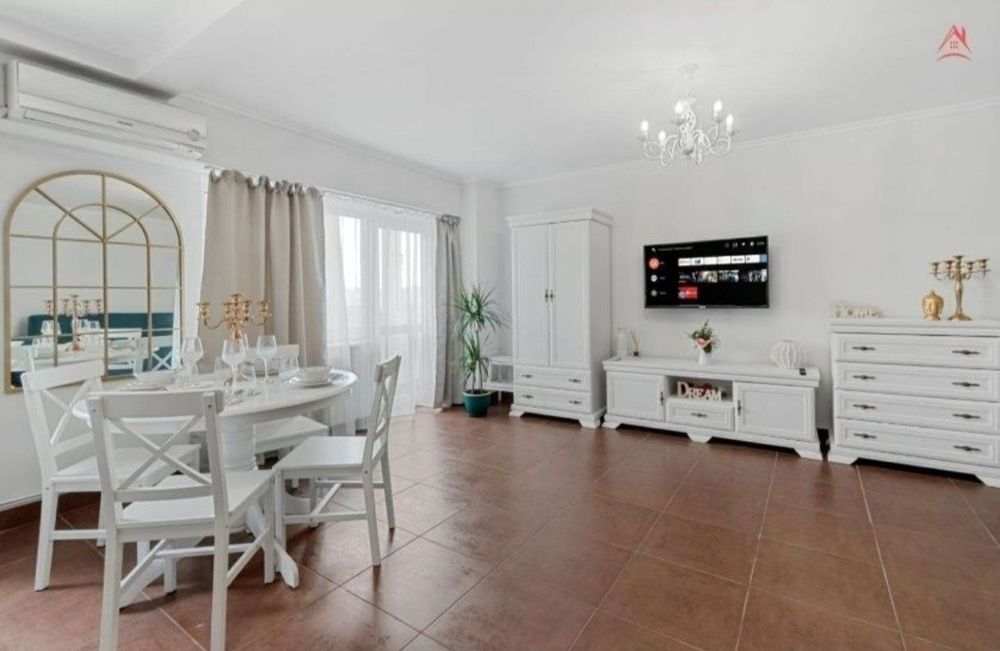 Vand garsoniera lux