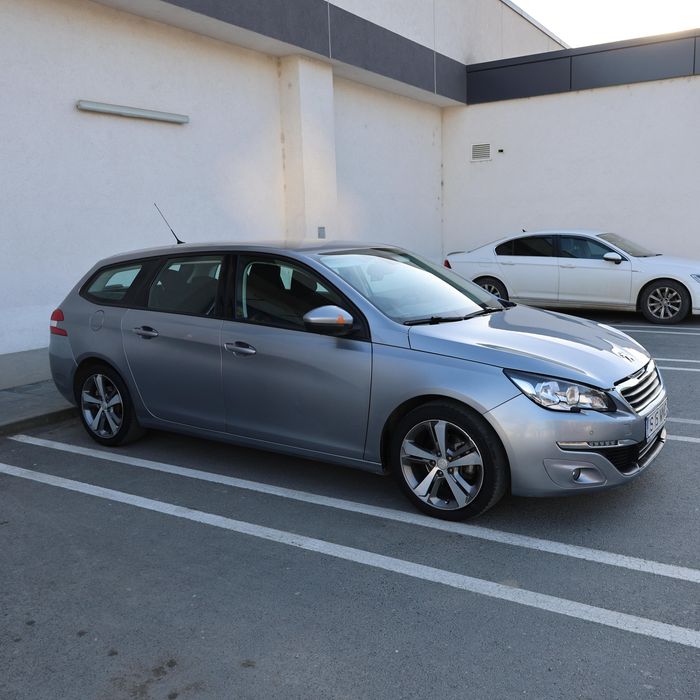 PEUGEOT 308 2016