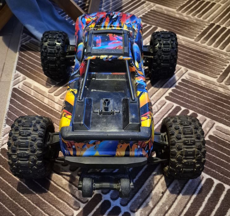 Vand automodel Traxxas Maxx