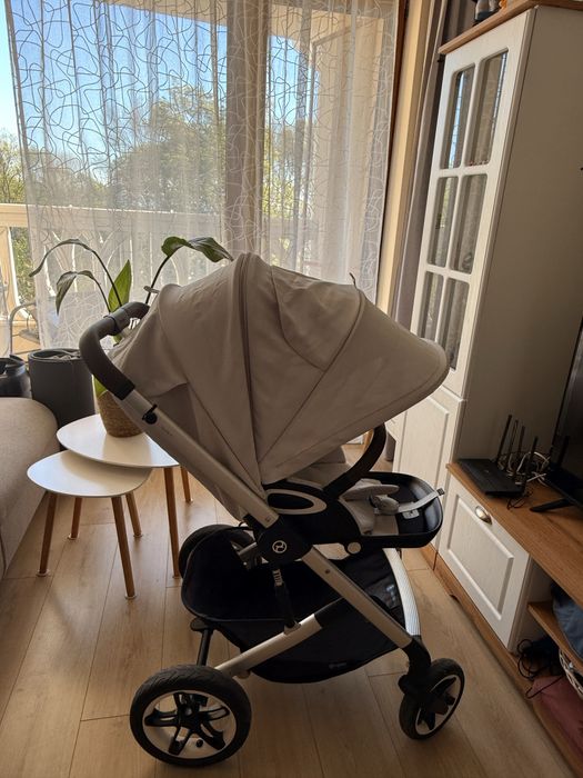 Продавам количка Caybex Tallos S