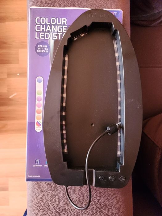 Светеща стойка за Playstation 5