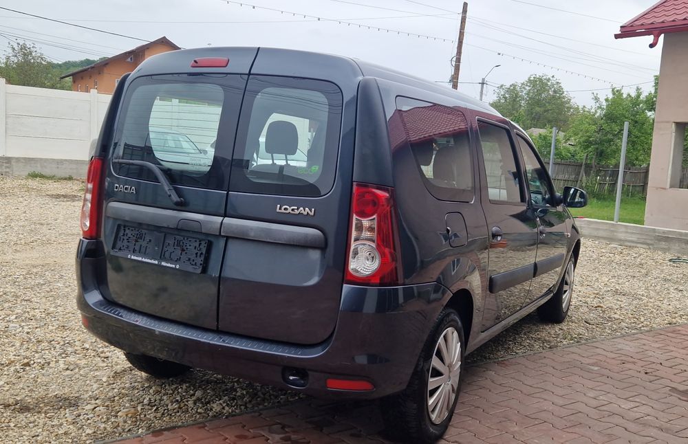 Logan mcv 1.5 dci  2012