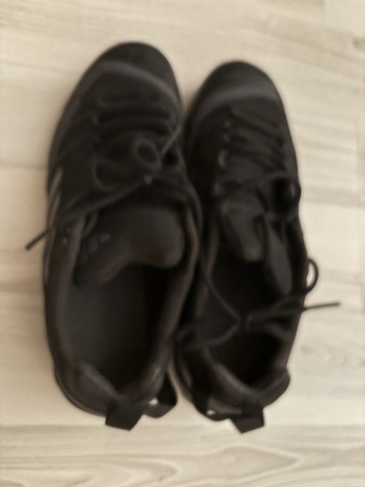 Спортнк маратонки