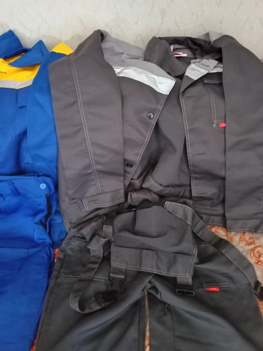 Роба, спецодежда