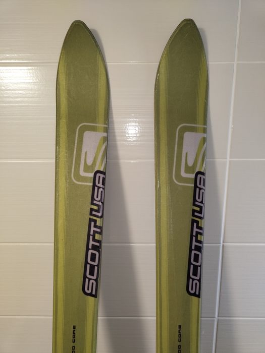 Ски Scott USA с автомати