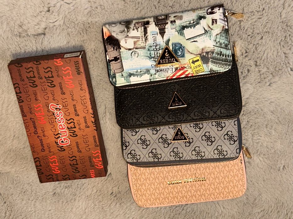 Portofel dama Guess