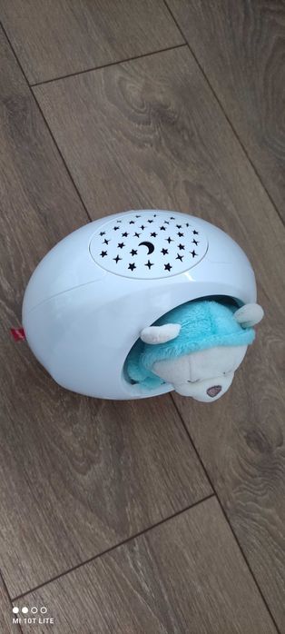 Нова музикална лампа-прожектор Fisher Price, с плюшена играчка