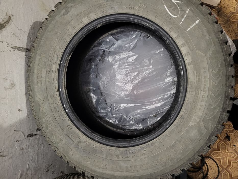 Продам зимние шины-Nokian б/у.