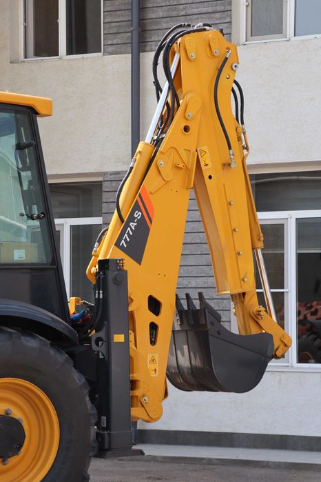 Экскаватор-погрузчик CLG777A-S, олдиндан 20% билан лизинг!