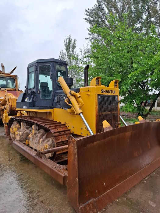 Продается Бульдозер SHANTUI SD16
