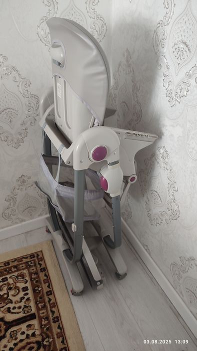 Стул для кормления