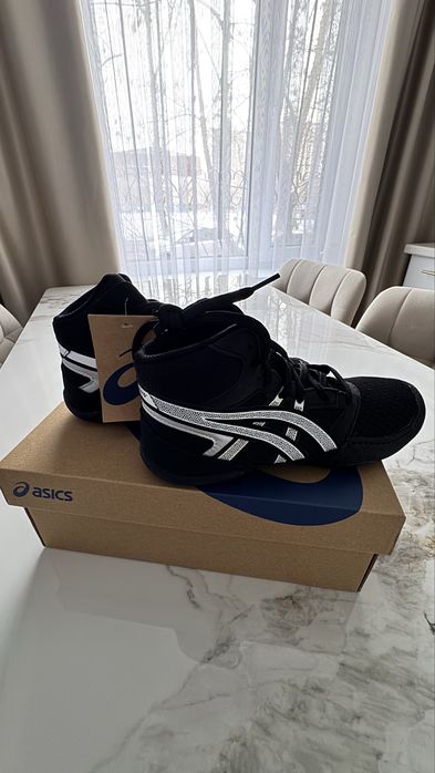 Борцовки на мальчика Asics