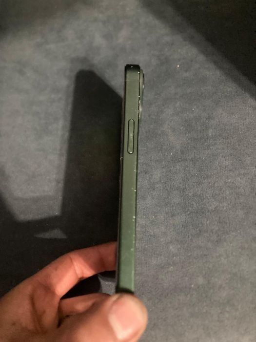 Iphone 13 mini.