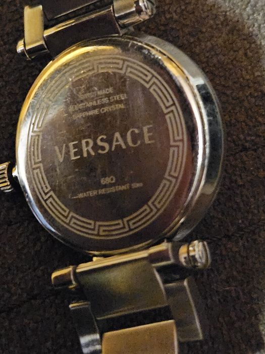 Часовник Versace