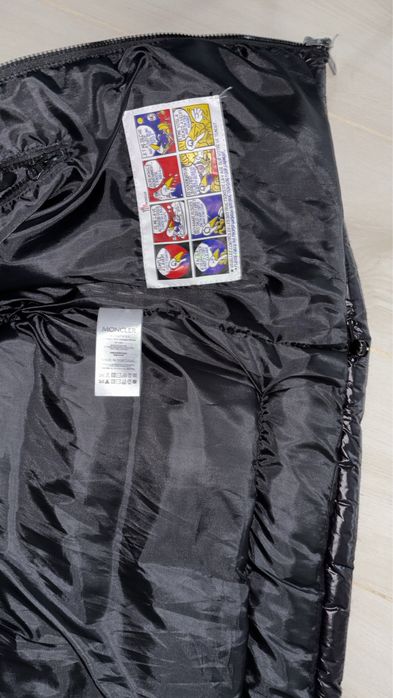 vesta moncler