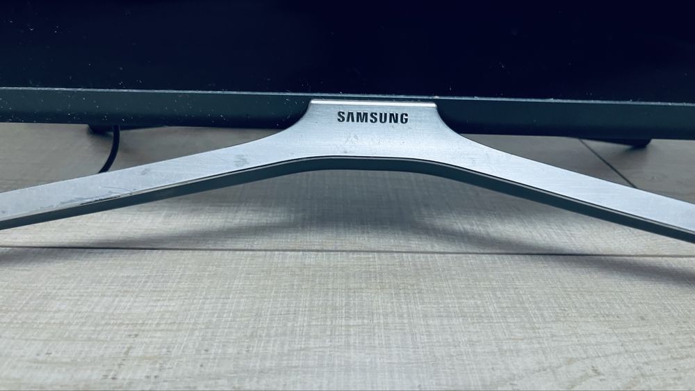 Samsung на запчасти сломан экран