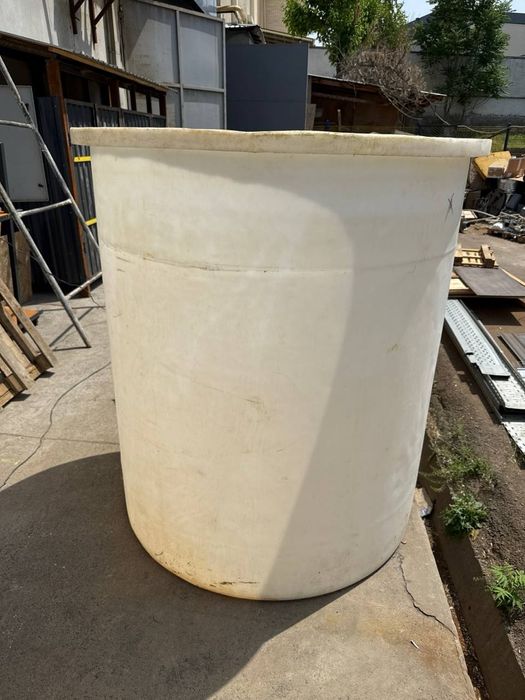 Ёмкость для воды 2 тонны