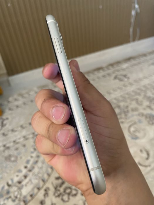 Iphone 11 белый 128 гб
